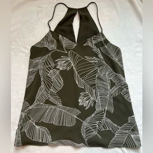 Reversible tank